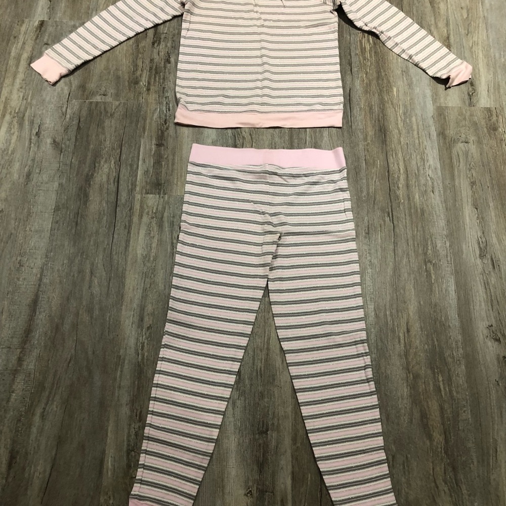 Victoria Secret 2 Piece Pink, White and Silver Pajama Set Size Small - Picture 7 of 7